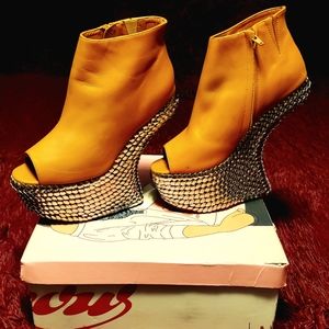 Jeffery Campbell Night-Tick Boots Size-9.5
